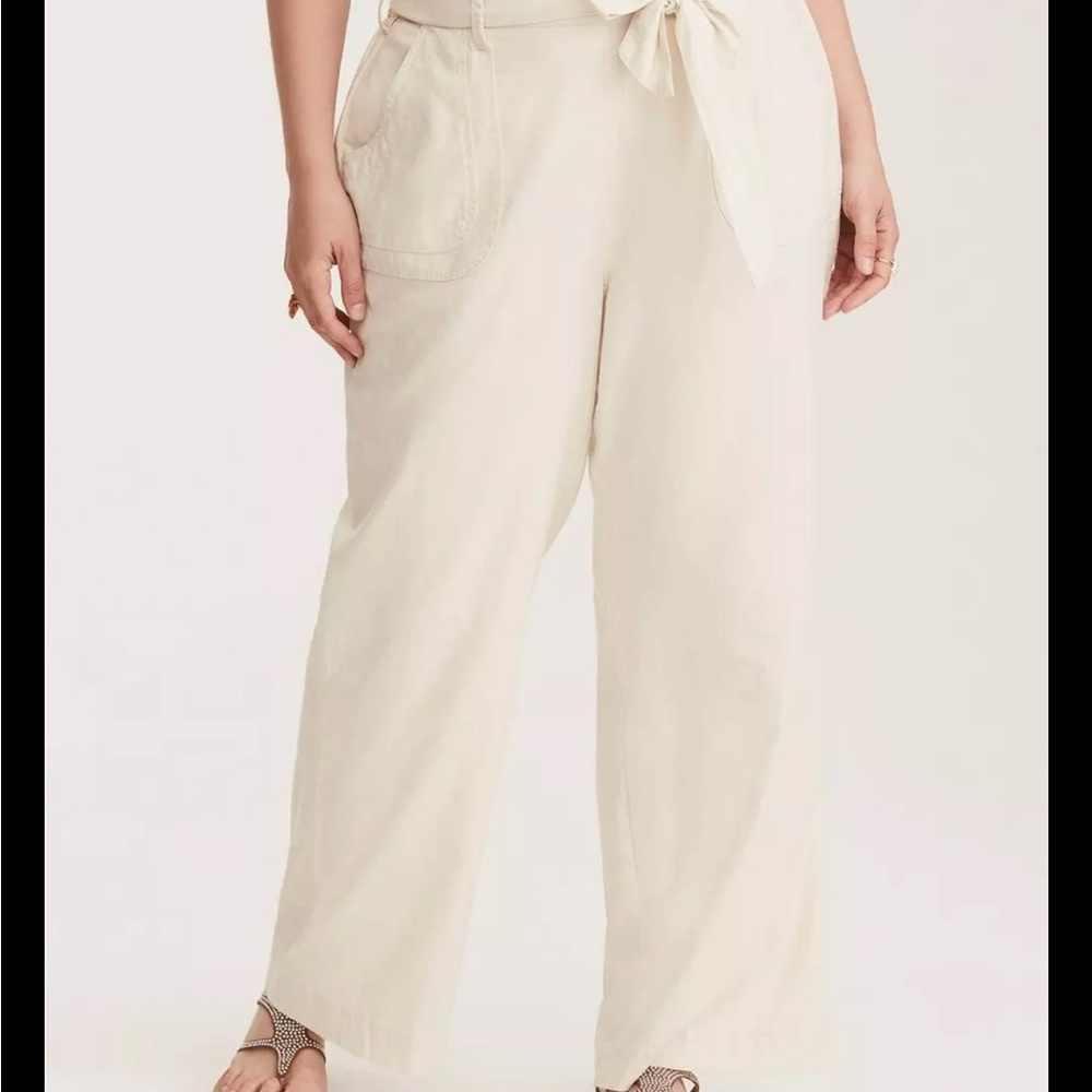 Torrid Cream Wide-Leg Pants